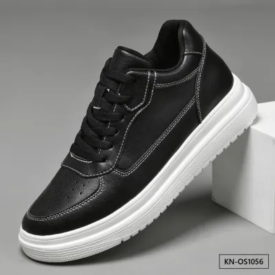 Metro Trekker Casual Shoe